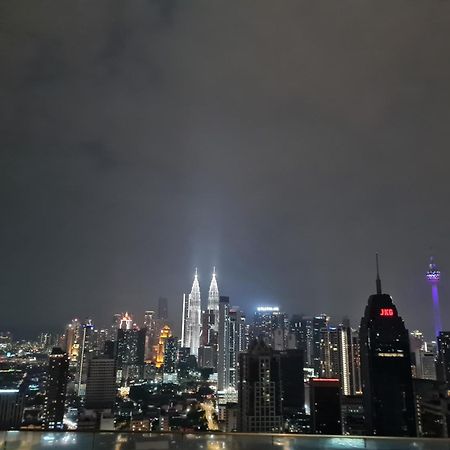 Regalia Skypool 969 Lägenhet Kuala Lumpur Exteriör bild
